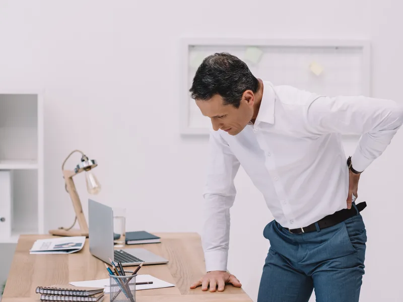 How Mountain Creek Chiropractic treats hip pain in Red Bank