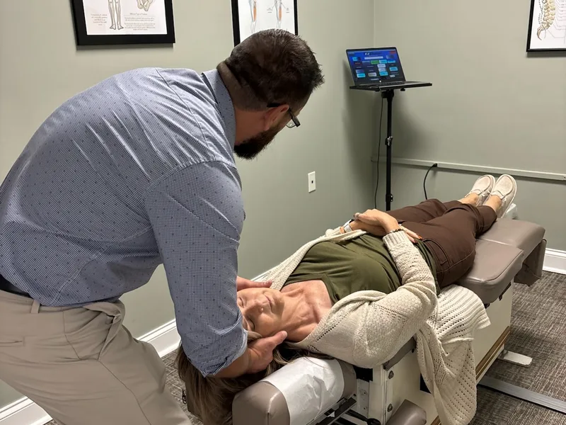 Chiropractic care for neck pain at Mountain Creek Chiropractic in Red Bank