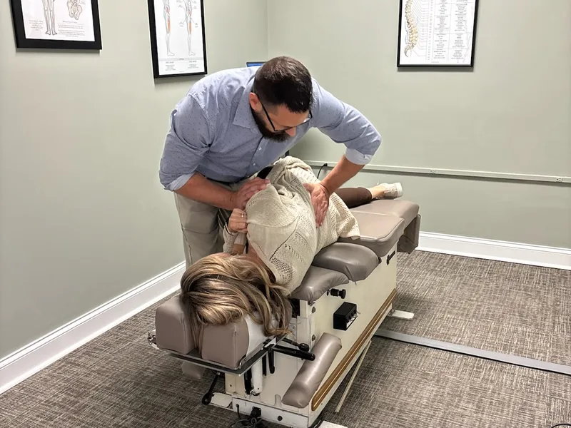Chiropractic care for scoliosis at Mountain Creek Chiropractic in Red Bank